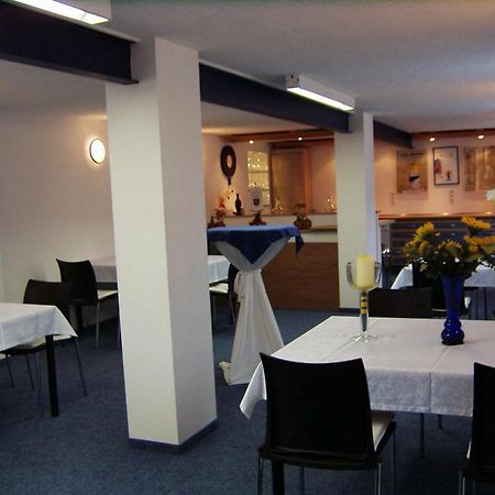 Gaestehaus Rehbein Calbe Exterior foto